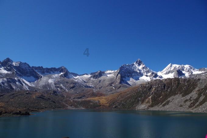 逃离废弃楼层4
